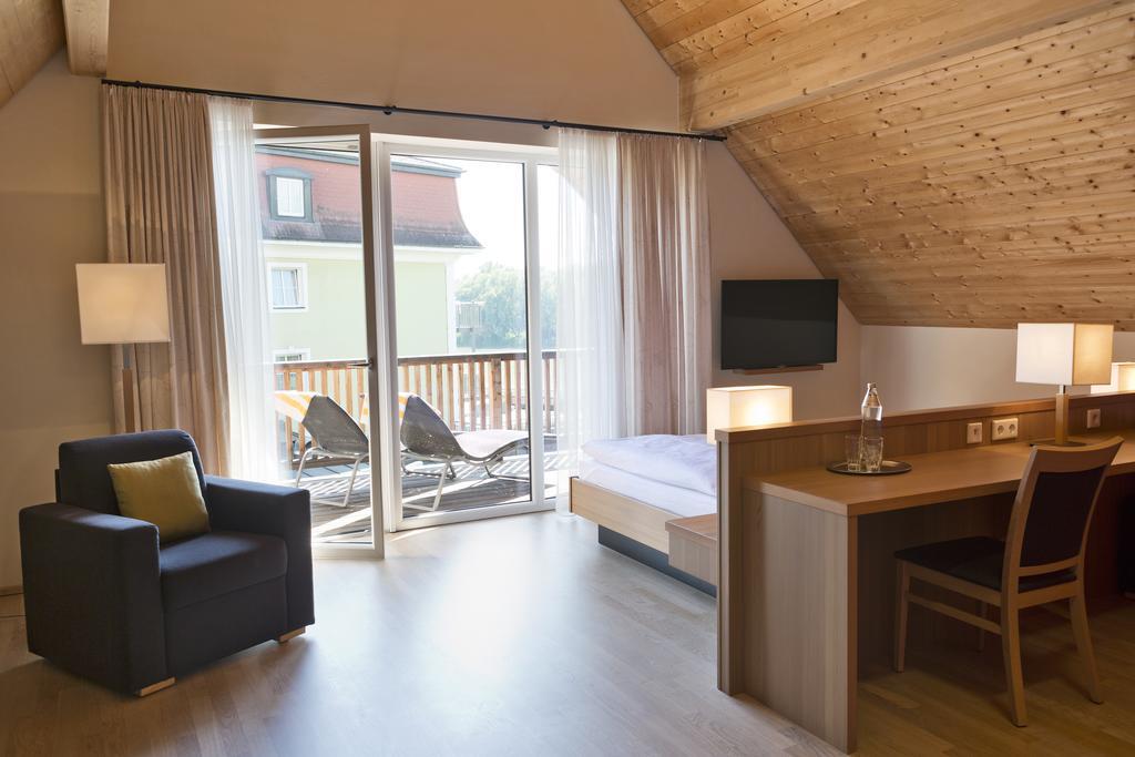Gesundheitshotel Gugerbauer Schaerding Room photo